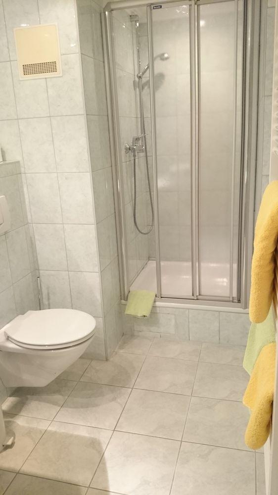Zum Schweizerbartl Motel การ์มิช-พาร์เทนเคียร์เชน ภายนอก รูปภาพ