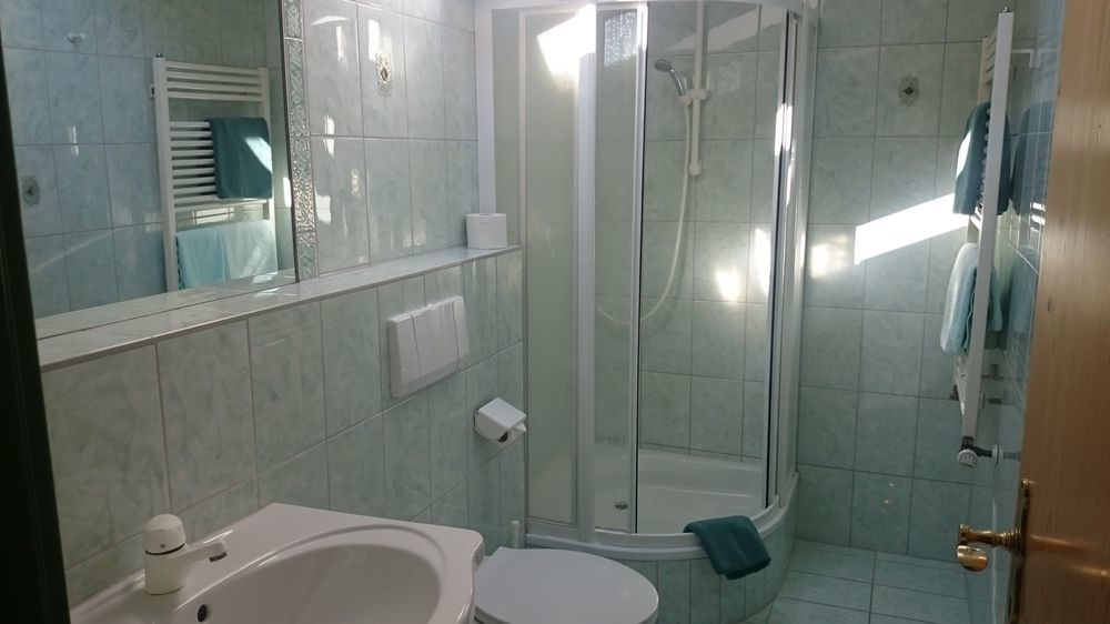 Zum Schweizerbartl Motel การ์มิช-พาร์เทนเคียร์เชน ภายนอก รูปภาพ